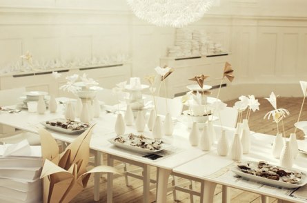 lo-bjurulf-styling-ideas-wedding-decoration-white-2 MAGAZINE HELLO MAY